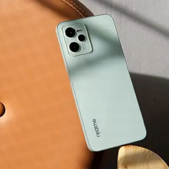 Relme c35 Price in India 6 128
